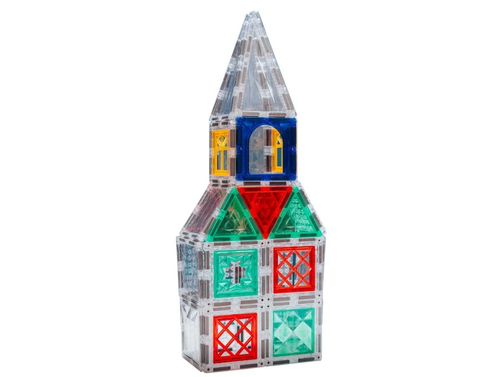 Barevná magnetická věž postavená ze stavebnice Swannie Toys