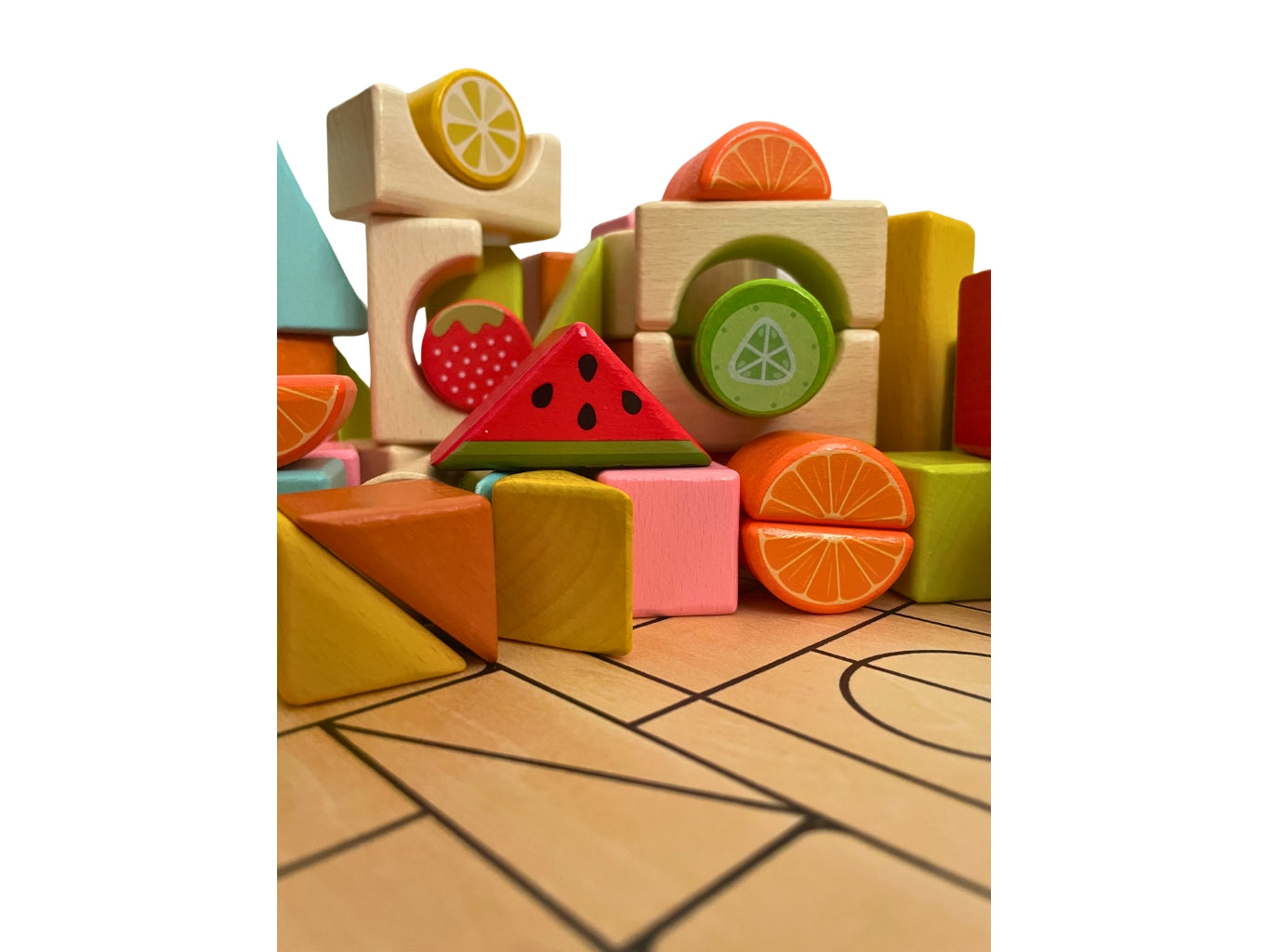 Montessori dřevěné kostky s ovocnými ilustracemi pro kreativní hraní